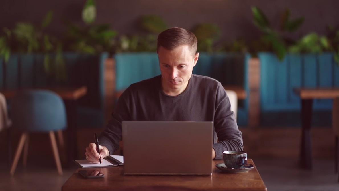 Arionavexilo içerik optimizasyonu eğitim platformu